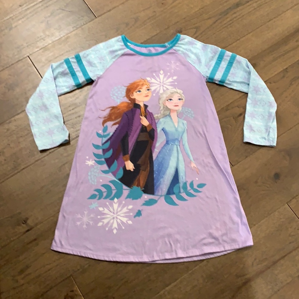 Elsa and Anna pyjama